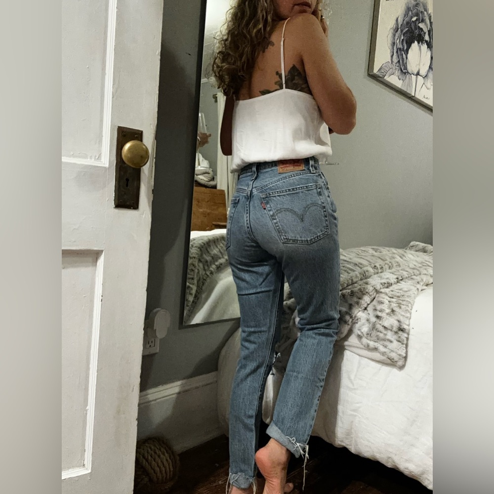 Levi’s - Picture 3 of 8
